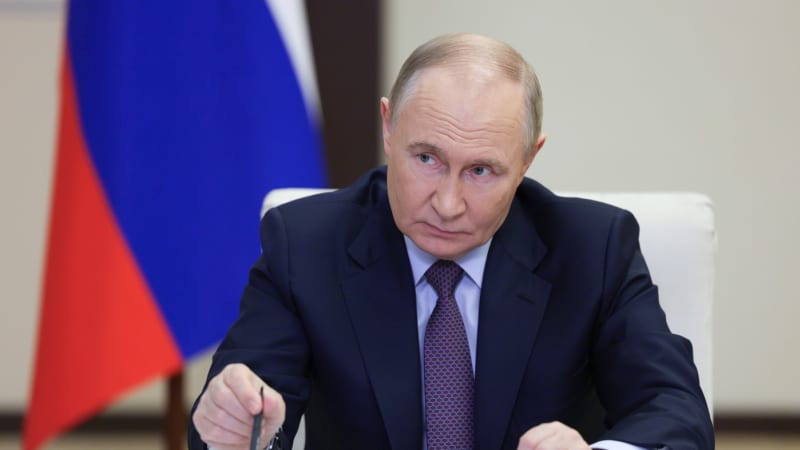 Just: Putin Zelenského doslova nenávidí. Osobně by se s ním setkal jen při podpisu kapitulace