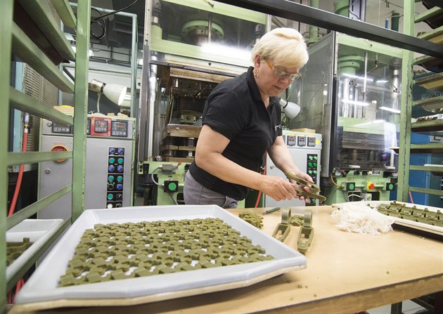 Výrobci ve Zlínském kraji bojují s rostoucími náklady. Klesají jim tržby