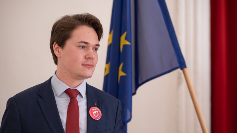 Svoboda z mladé SOCDEM: Možným rizikem jsou Rusko i USA. Zastávám manželství pro nikoho