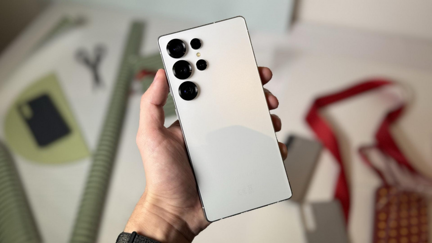 One UI 8.5 se inspiruje u iOS 26! Ostrá verze dorazí na začátku příštího roku