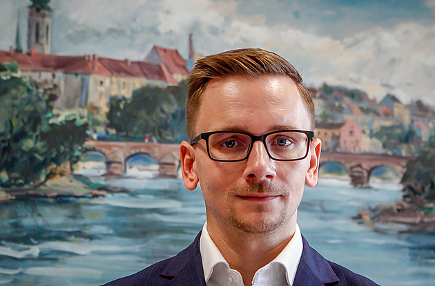 Byty nemají sloužit jen pro ukládání peněz, říká jihočeský lídr Pirátů Soumar