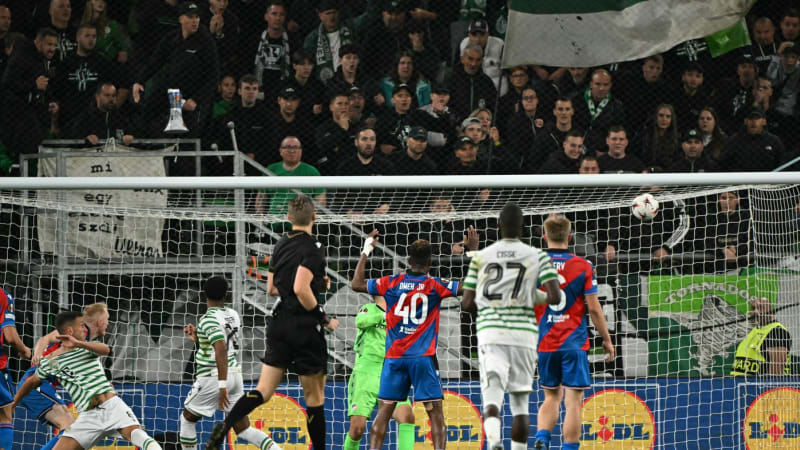 Plzeň dlouhou přesilovku využít nedokázala. O vítězství v Budapešti přišla v poslední minutě