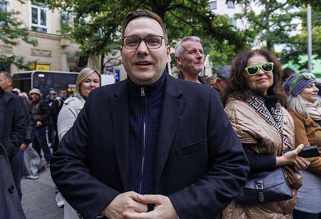 Metropole jako výjimka: SPOLU jasně v čele, o dvě čtvrti se těsně přetahuje s ANO