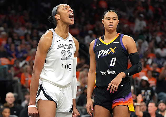 Paráda. Rozhodující? Trefa z poslední sekundy přinesla Vegas tři mečboly