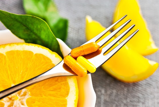 Únava, časté infekce nebo pomalé hojení ran? Možná vám chybí vitamin C