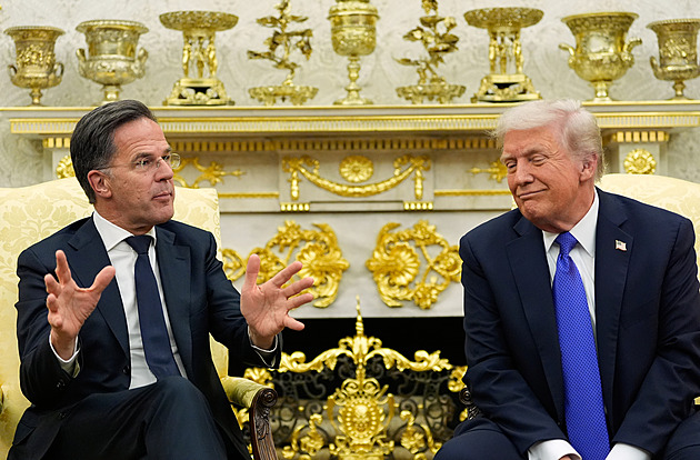 Detaily ze setkání šéfa NATO s Trumpem v Bílém domě. Hlavním tématem byl Putin