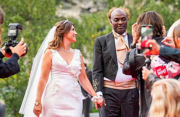 Norská princezna reaguje na spekulace o sexualitě svého manžela šamana