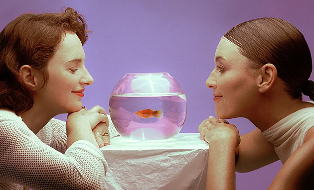 TRENDY V KLIPECH: Vesna se spojila Kateřinou Marií Tichou, Slza se Slavíčkem