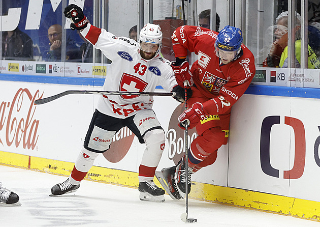 ONLINE: Česko - Švýcarsko. Poslední šance na body, kapitánem je jubilant Kubalík