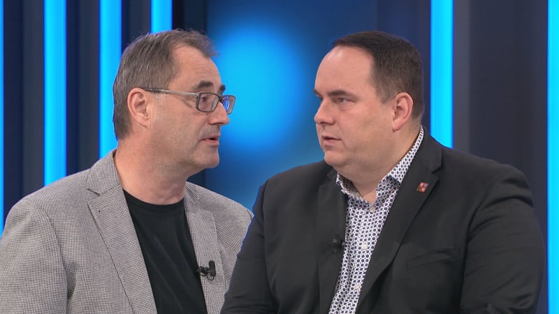 Trucpodnik a posmrtná ztuhlost. Hrnčíř se Šťastným se trefovali do vlády kvůli rozpočtu