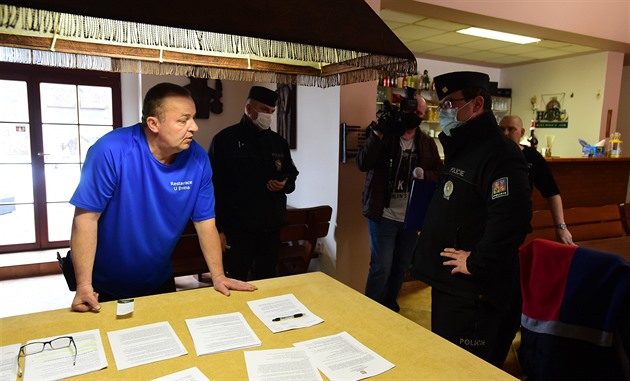 Hospoda se bránila zákazům při covidu, teď prosí o podporu. Lidé ji podrželi