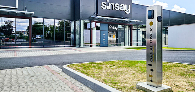 Zájemce o elektromobil straší nedostatek nabíječek. Řešení mají nad hlavou