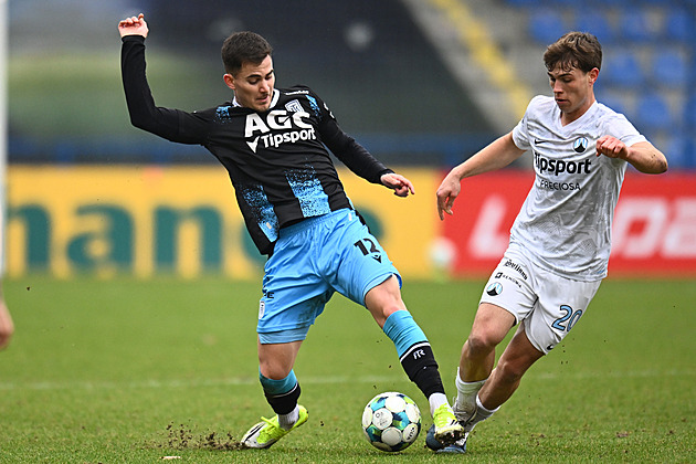 ONLINE: Liberec - Teplice 0:0, hlavičku domácího Hodouše musí pacifikovat Trmal