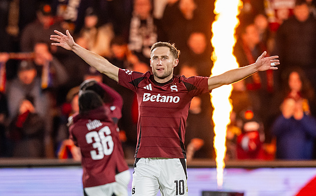 Sparta - Slovácko 5:2, domácí bavili útočným fotbalem, dva góly dal Kuchta