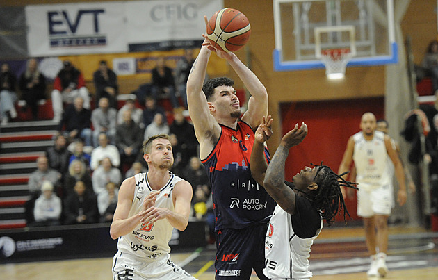 Až nečekaný debakl. Brno porazilo Opavu o 37 bodů, zvítězilo i Olomoucko