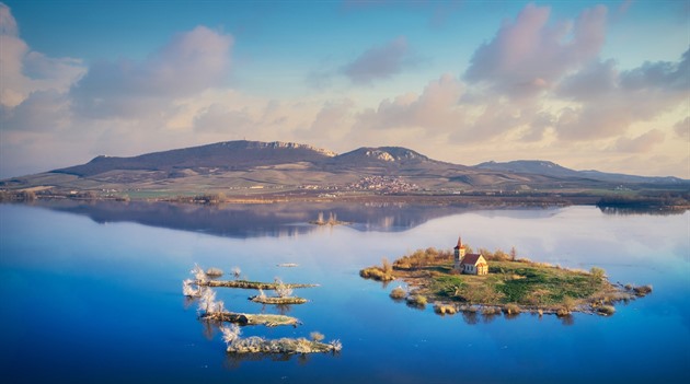 Kouzelná Pálava slaví 50 let ochrany. Popularita je jí požehnáním i prokletím