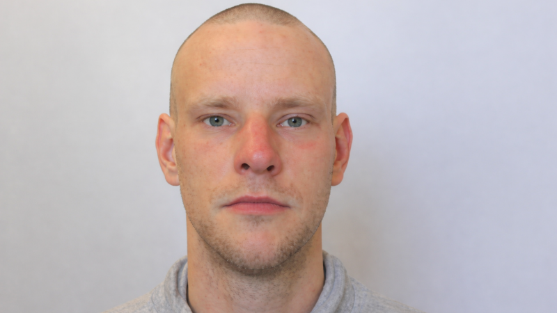 Z věznice ve Stráži pod Ralskem unikl muž. Na útěku je od pátku, policie žádá o pomoc