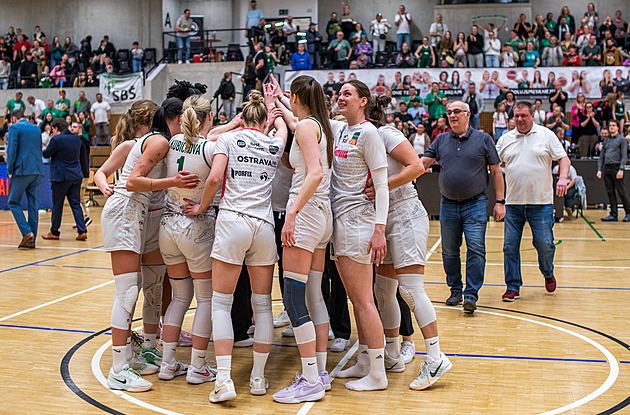 Basketbalistky SBŠ Ostrava dokonaly obrat proti Chomutovu a jsou v semifinále