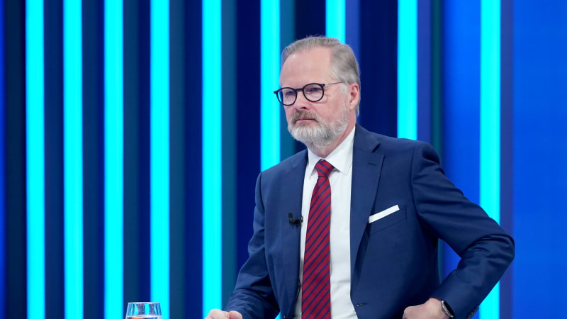Z premiéra influencerem? Petr Fiala baví lidi, experti před jeho chováním varují