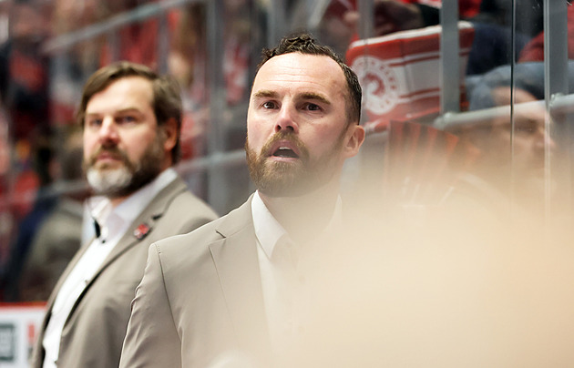 Třinec snížil z ofsajdu, Pardubice si však výzvu nevzaly. A nakonec zápas prohrály