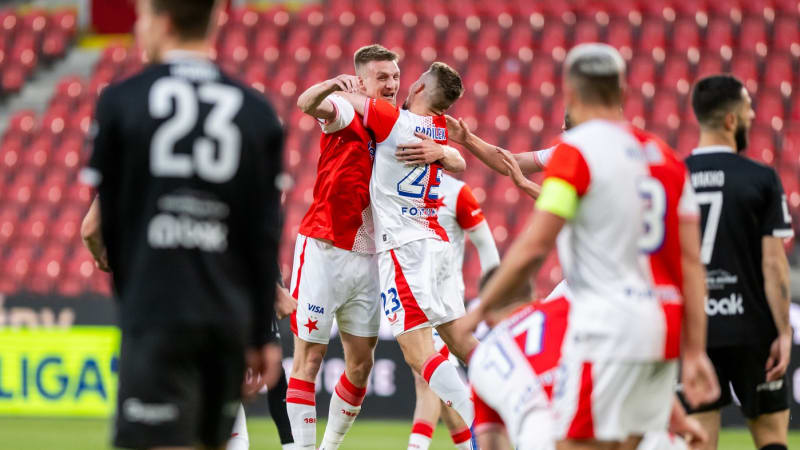 Ostudné derby, pak titul: Slavie deklasovala Jablonec. Buďte v klidu, nabádal Tvrdík fanoušky