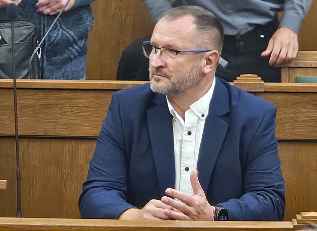 Nabízené úplatky neodmítal. Krajský exnáměstek dostal pokutu a podmínku